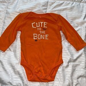 NWOT-Cute to the bone Halloween Onesie - long sleeve- Size 6 months